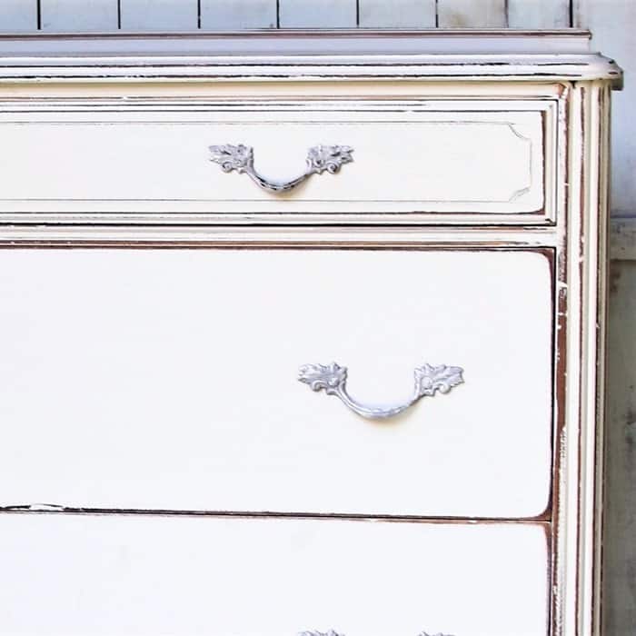 how to paint old furniture white and distress the paint