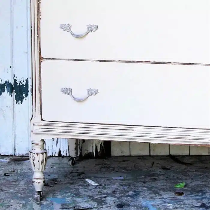 How To Make Latex Painted Furniture Look Old And Worn
