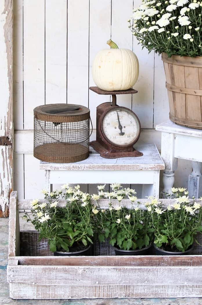 How to decorate for Fall and Farmhouse Fall style