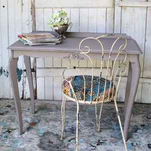 Simple Desk Idea: Boho Style Chair and Painted Table