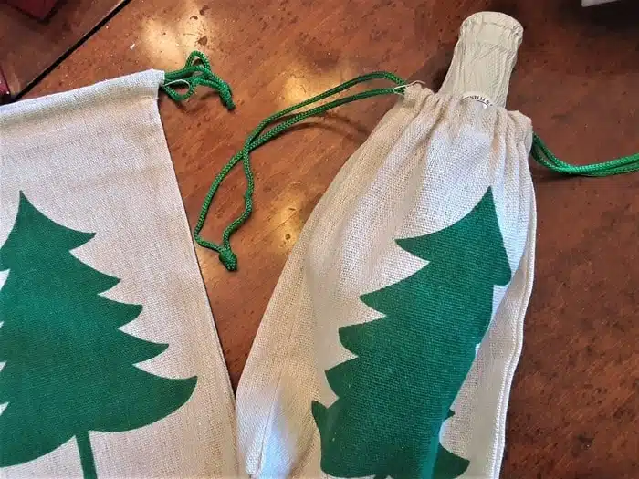 5 DIY CHRISTMAS GIFT IDEAS FROM DOLLAR TREE