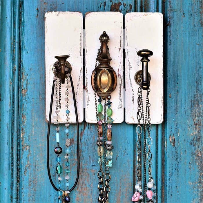 Hanging Necklace Holder | Upcycled Project