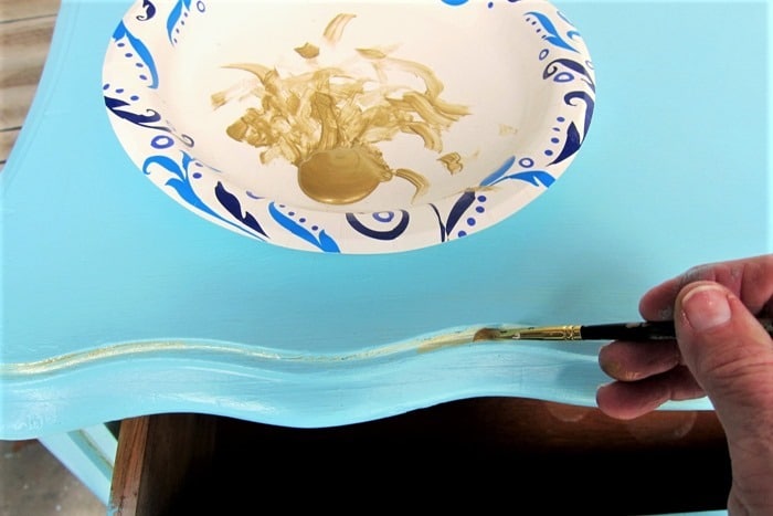How to add metallic gold highlights to furniture