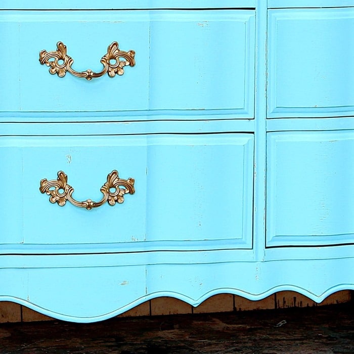 Paint French Provincial Furniture to make it modern