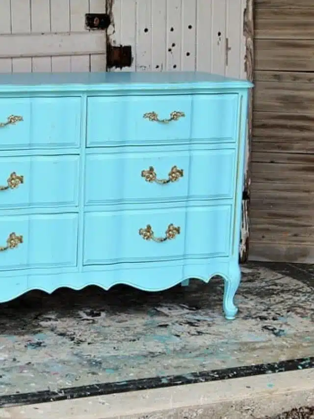 FURNITURE MAKEOVER: PAINTING A FRENCH PROVINCIAL DRESSER  Story