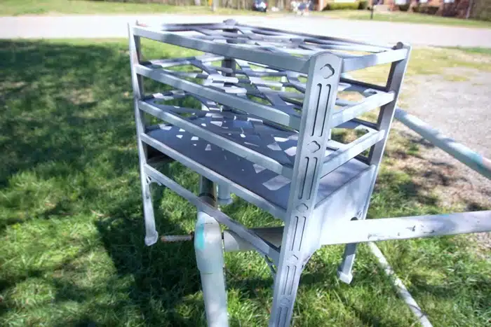 spray paint furniture outdoors