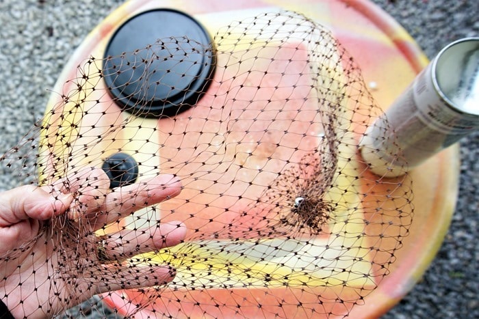 how to recycle net food bags using spray paint