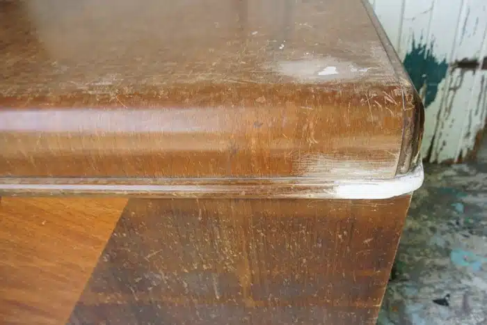 use wood putty to repair furniture