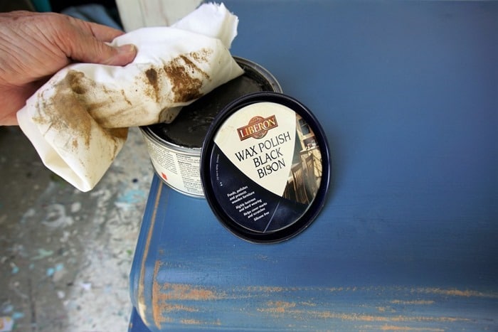 Liberon dark wax for painted furniture (2)