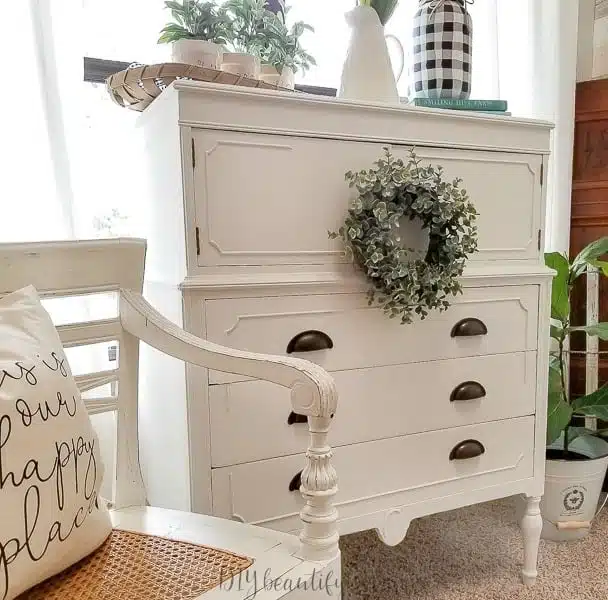 60 White Furniture Makeovers - Petticoat Junktion