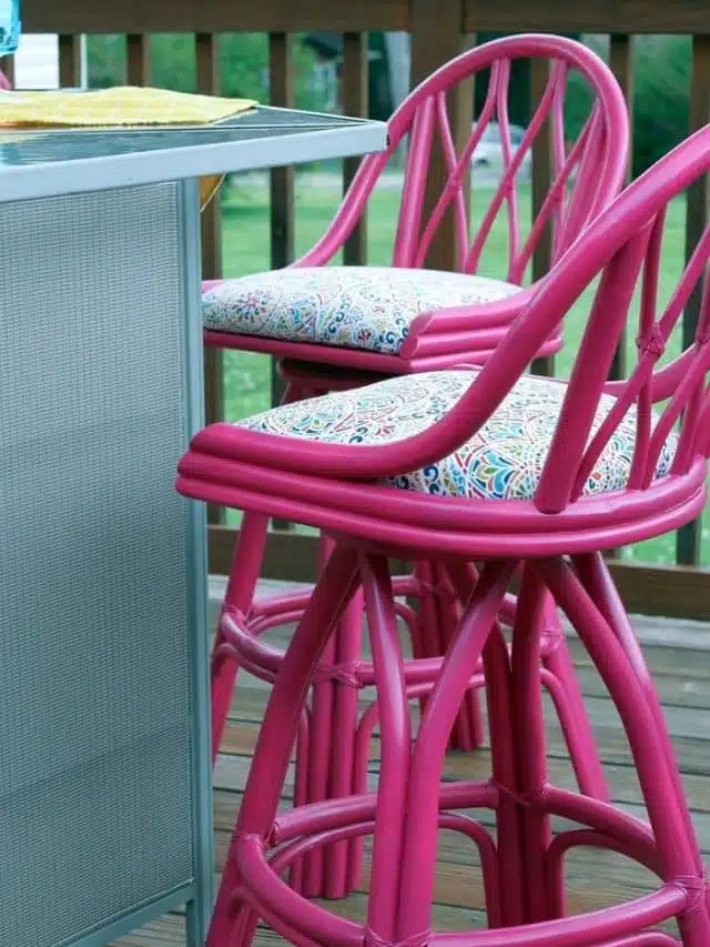 cropped-how-to-spray-paint-bamboo-bar-stools-for-outdoor-use_thumb.jpg