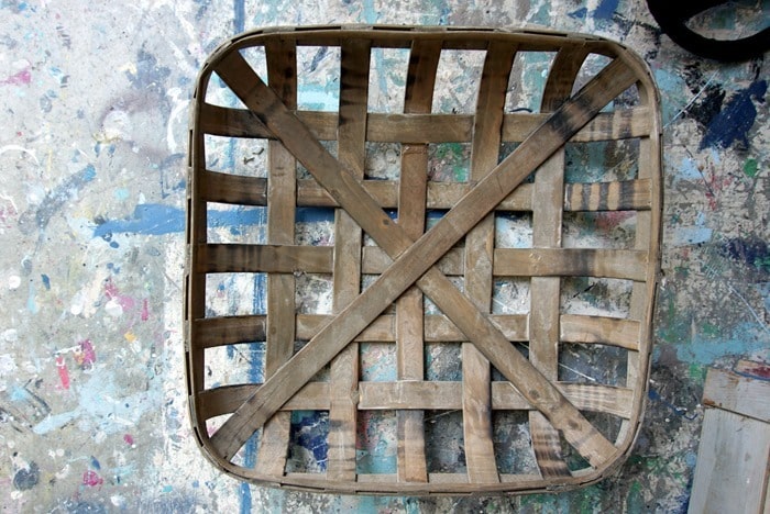 how to decorate a tobacco basket