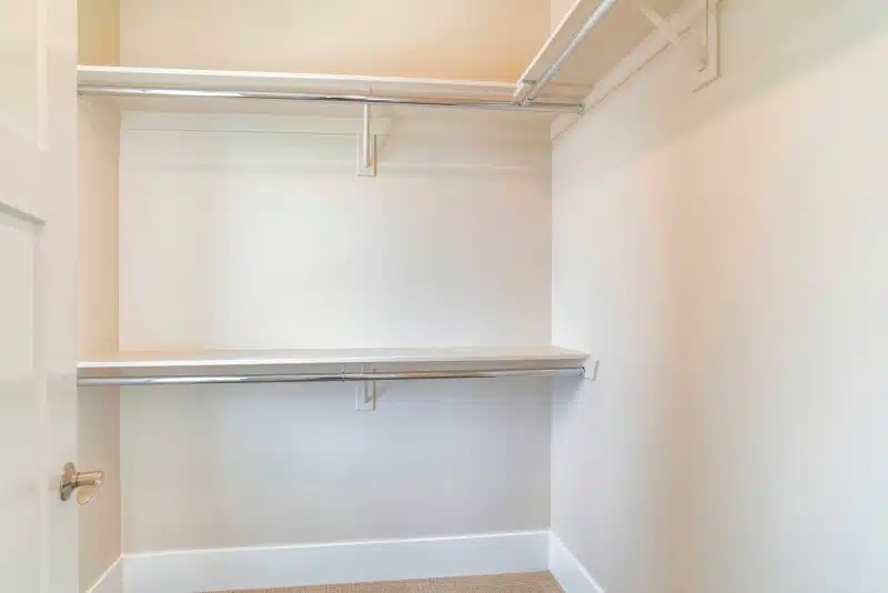 closet with double rods