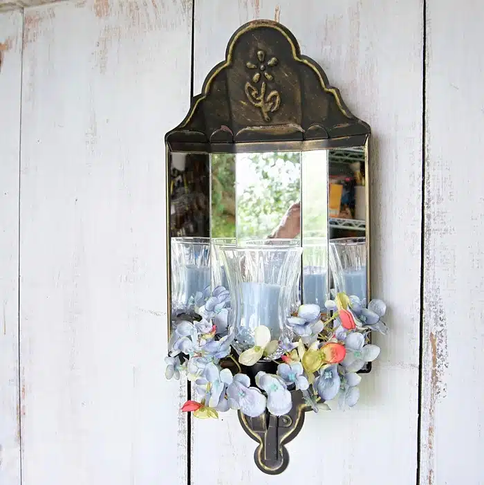 how to decorate a vintage Home Interior Sconce