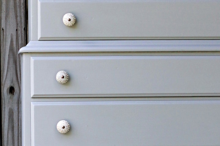 How To Paint Bedroom Furniture Gray And Replace The Knobs