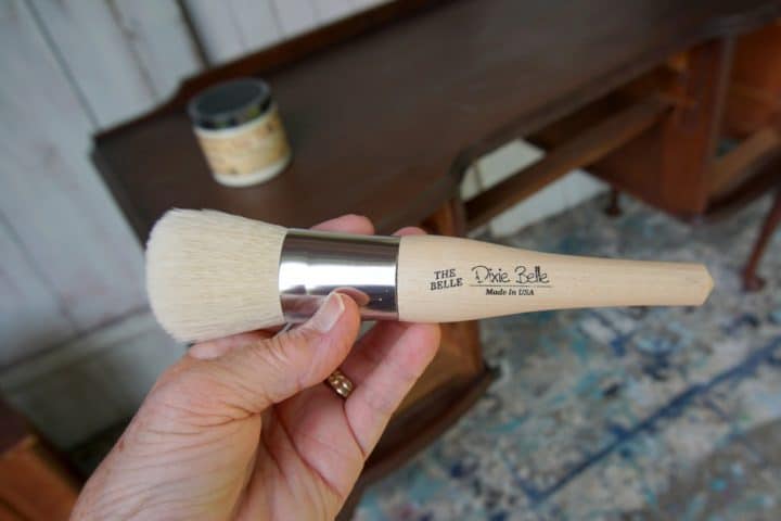 Dixie Belle Paint Brush