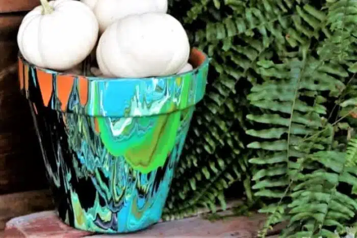 How to make a faux marble pot using the dirty pour or paint pour technique
