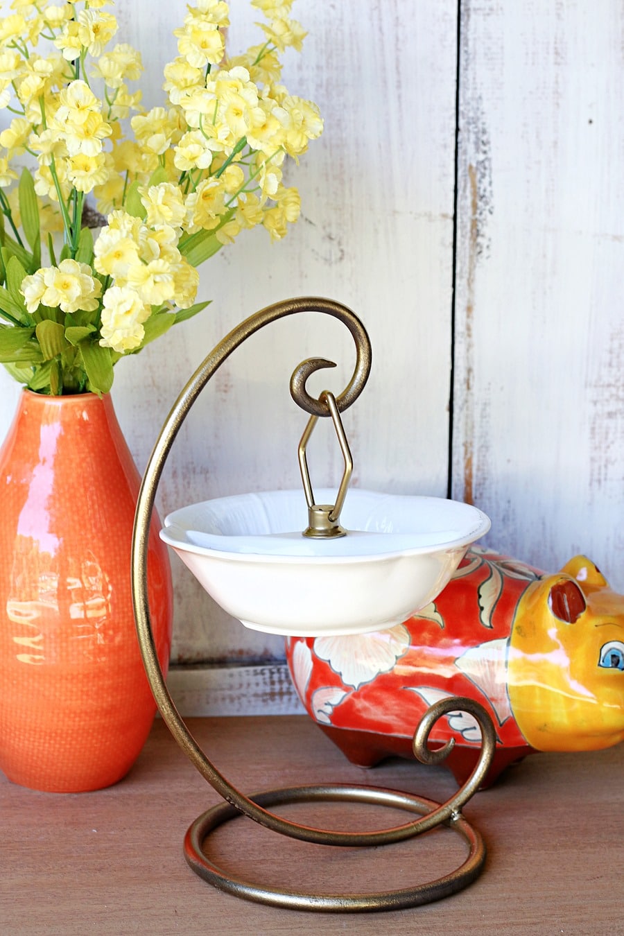 how to make a candy display for Halloween with candy corn