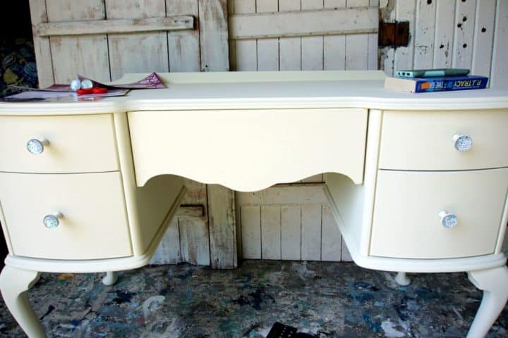 how to select knobs for furniture