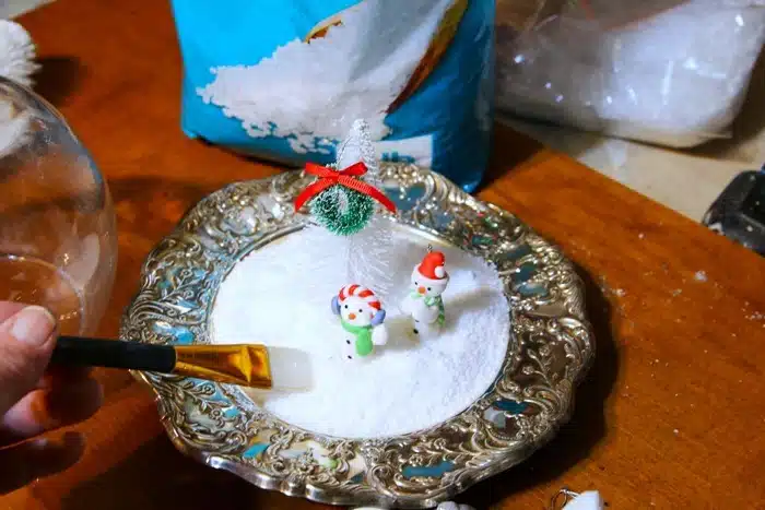 how to make a diy snow globe snow scene using a silver plate dish (7)