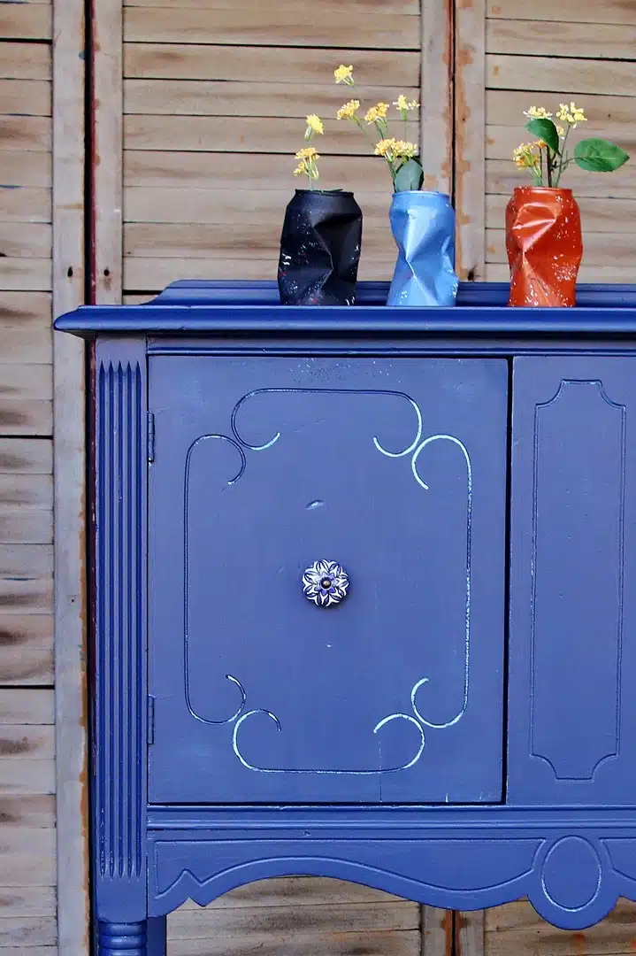 how to paint furniture with layers of paint