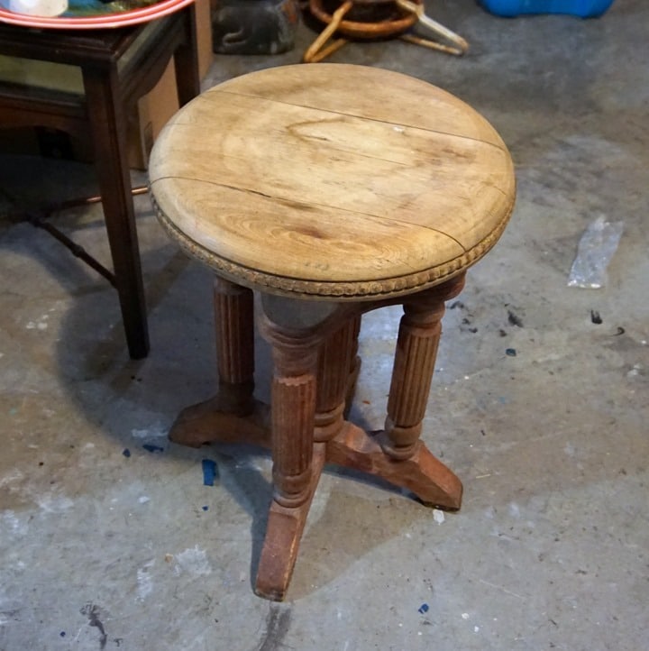 my favorite junk shop with finds and photos by Petticoat Junktion (19)