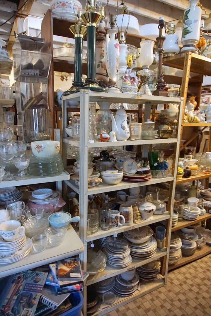 my favorite junk shop with finds and photos by Petticoat Junktion (4)