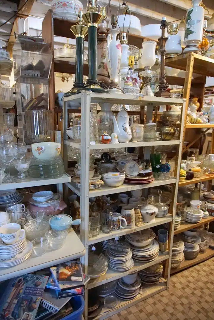 my favorite junk shop with finds and photos by Petticoat Junktion (4)