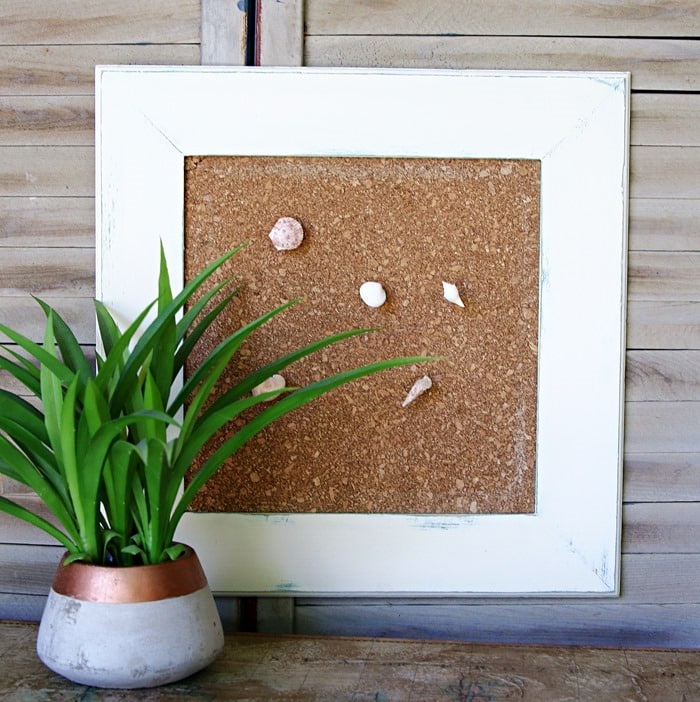 DIY Cork Board and seashell pushpins
