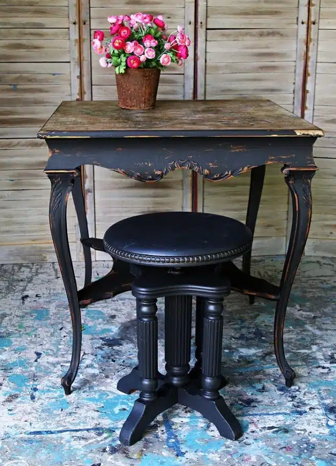How to paint an antique piano stool and vintage table black