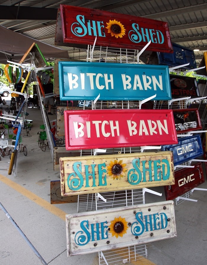 Nashville Flea Market Shopping With Petticoat Junktion (20)