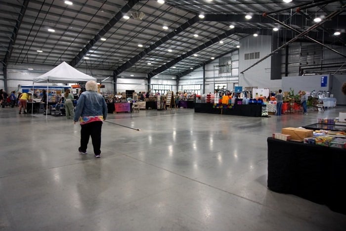 Nashville Flea Market Shopping With Petticoat Junktion (29)