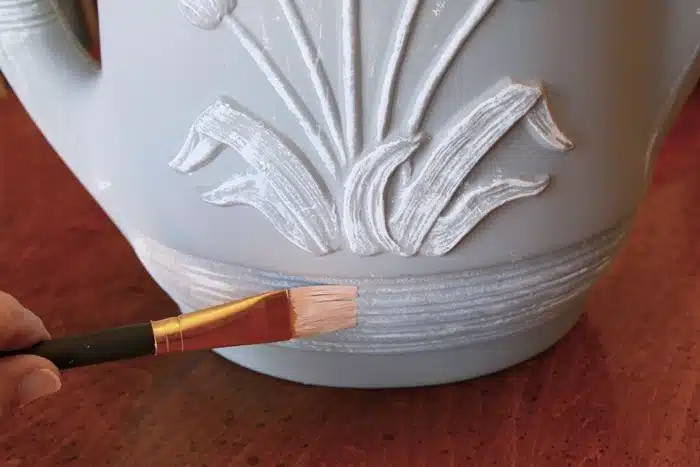dry brush painting with white paint (10)