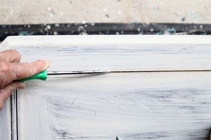 how to paint detailed furniture