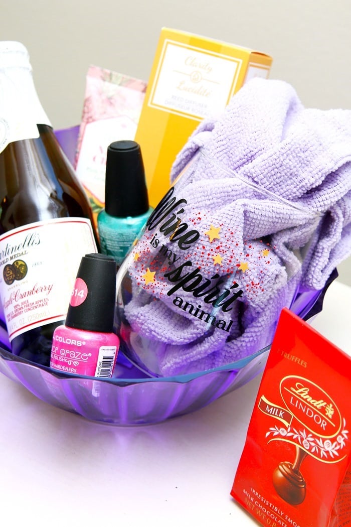 Dollar Tree Gift Basket Idea (6)