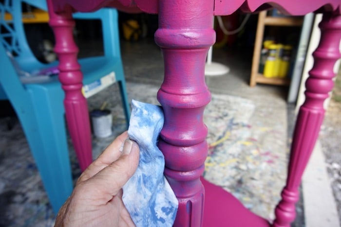 applying a second color to furniture (1)