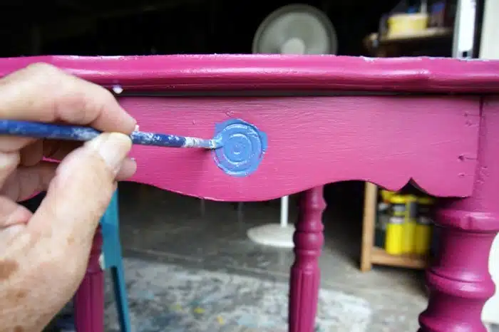 applying a second color to furniture (2)