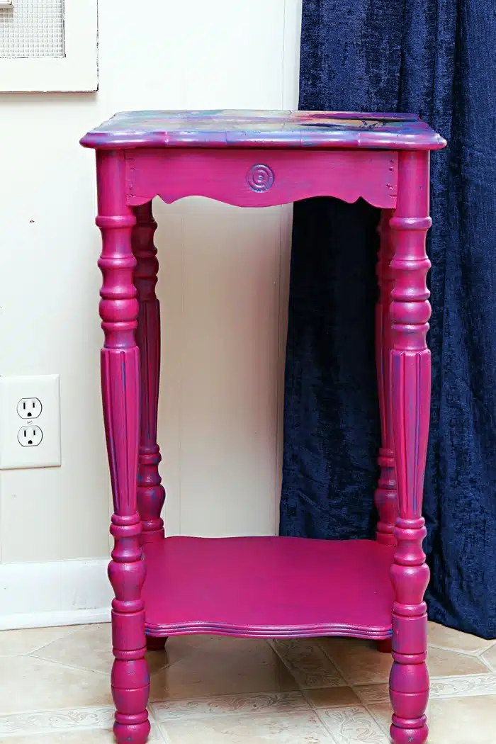 how to paint a table fuchsia color and add decor paper 