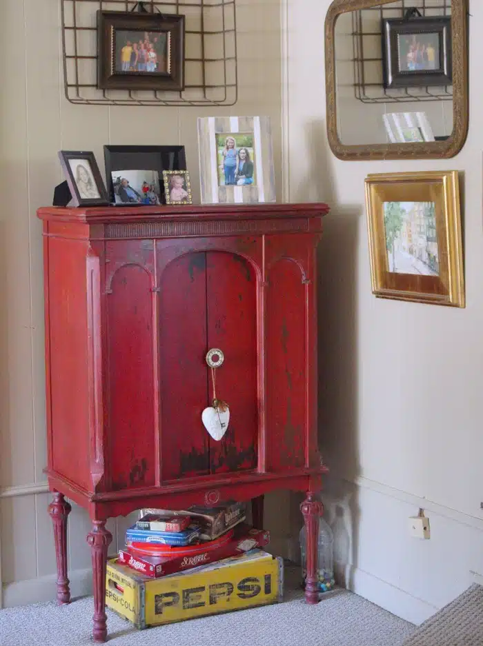 Petticoat Junktion home tour of nice but not perfect home by Kathy Owen (18)