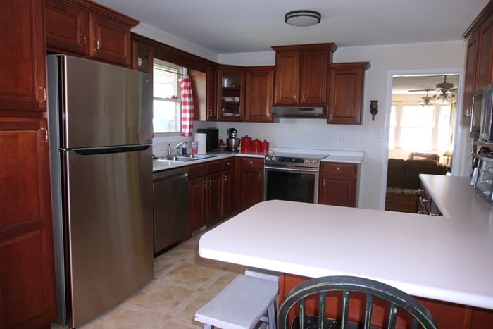 Petticoat Junktion home tour of nice but not perfect home by Kathy Owen (26)