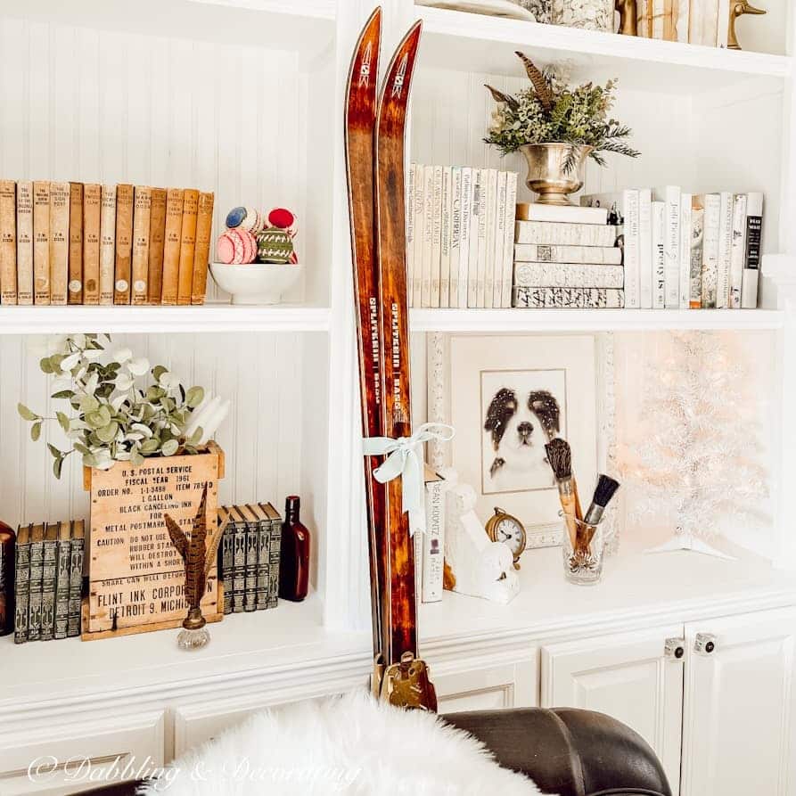 decorate bookshelves for Christmas