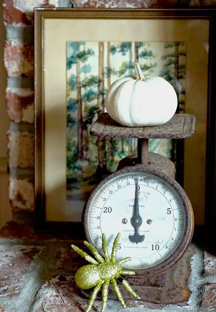 decorating a fireplace hearth for Fall