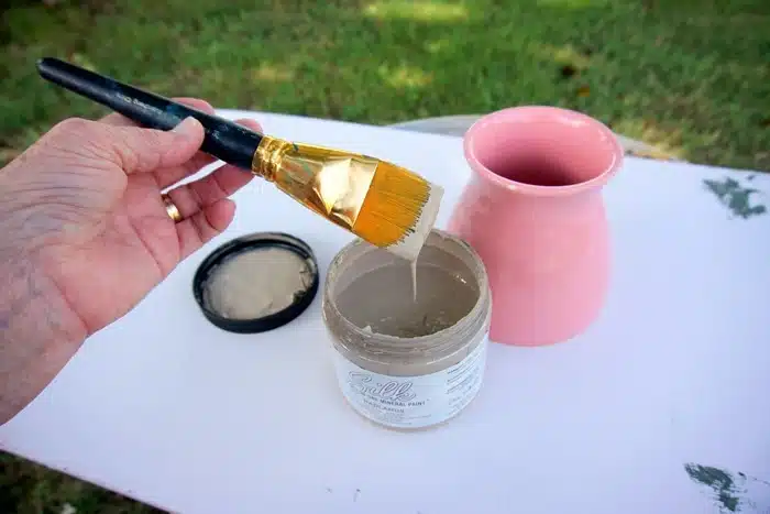 painting thrift store items with Dixie Belle paint