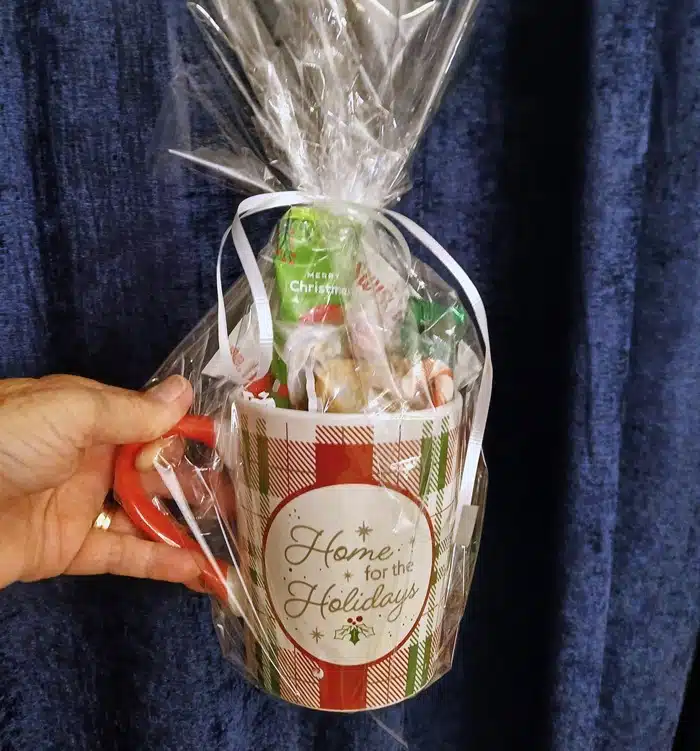 how to make a gift mug from Dollar Tree 2