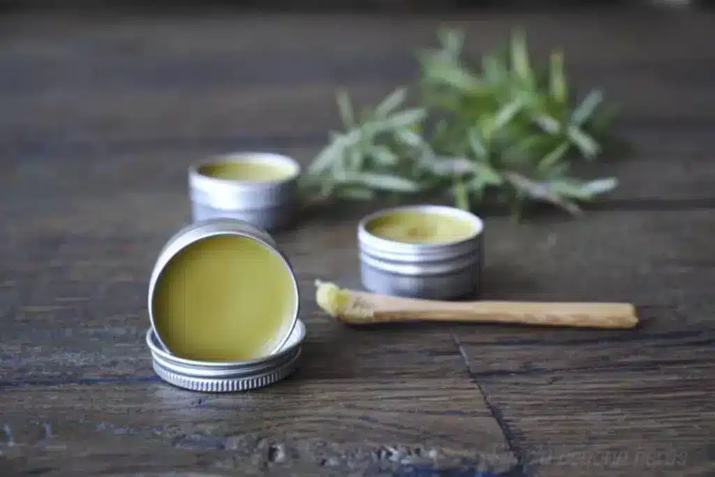 Creative homemade gift ideas for men including mugs, organizers, soap on a rope, change ir key holders and more