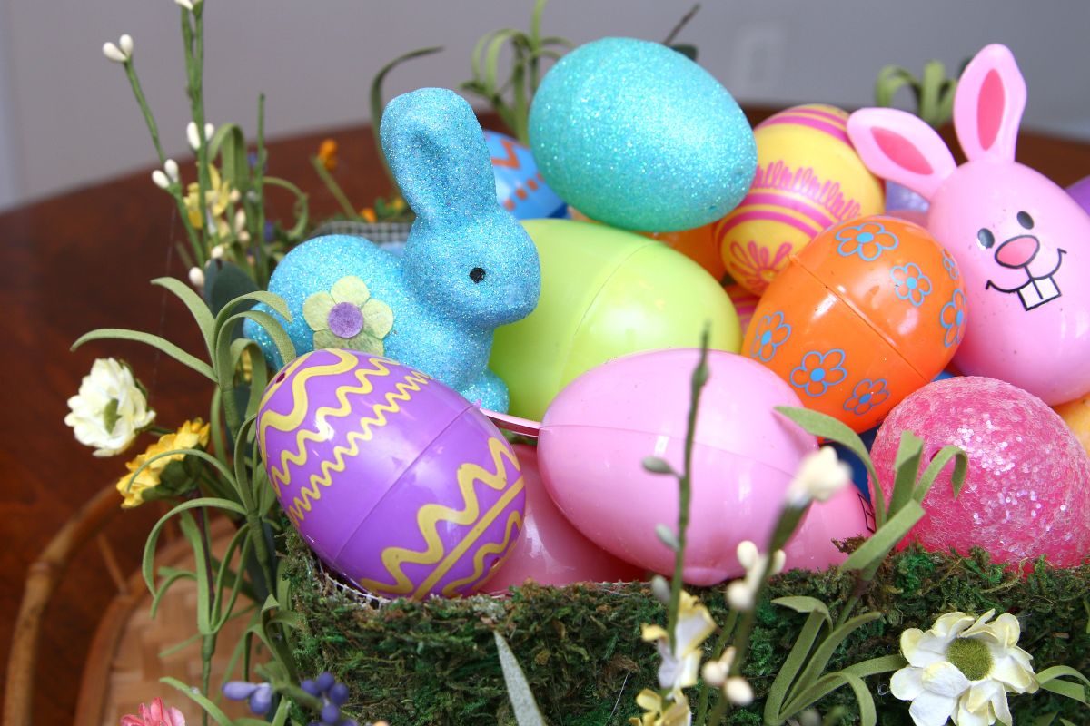 plastic Easter egg filled Spring centerpiece