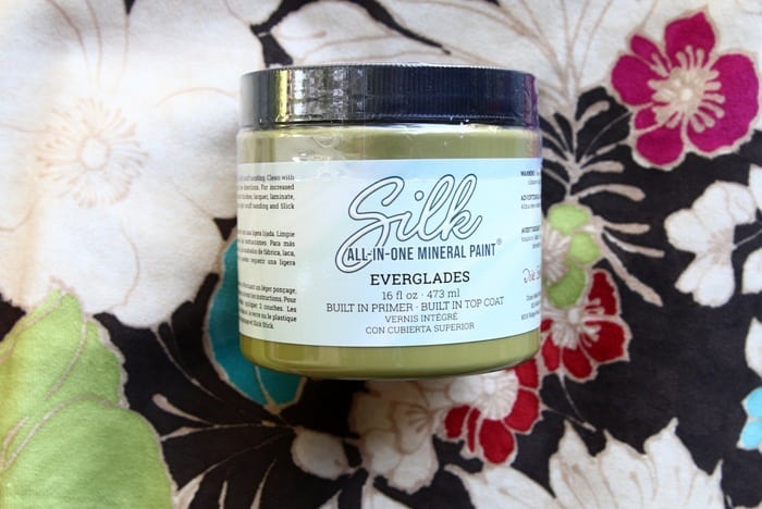Dixie Belle Silk paint for furniture makeover