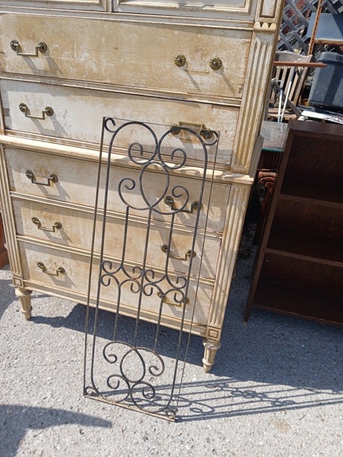 My Favorite Junk Shop (10)