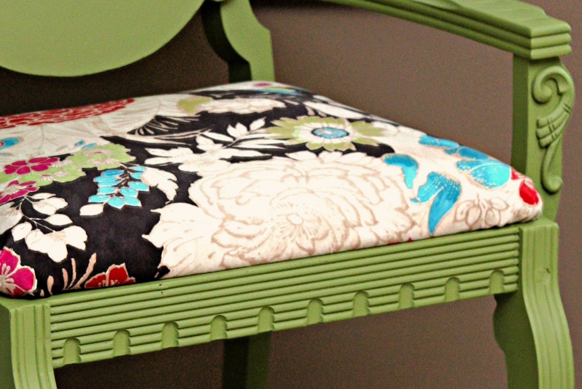 how to paint a dining chair and cover the seat with new fabric