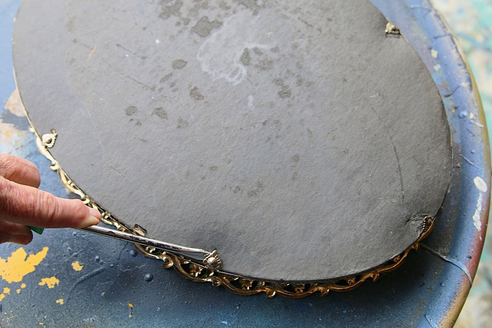 how to remove the backing from a mirrored tray